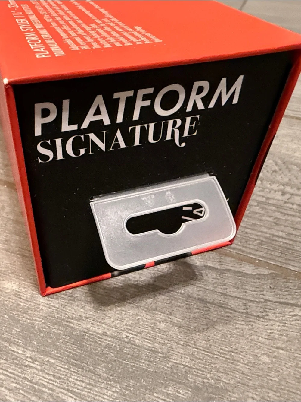 FHI Heat Platform Signature 1.25” Ceramic Pro Styler Flat Iron NEW SEALED